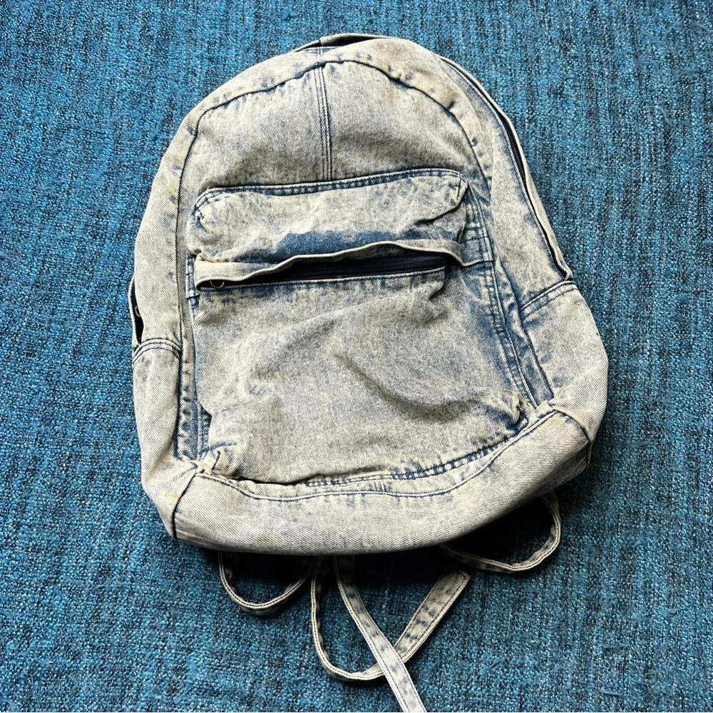 UO Deena & Ozzy Acid Washed Denim Distressed Backpack Retro 90s Style Vintage